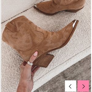 Amazing Lace Ankle Tan Boots